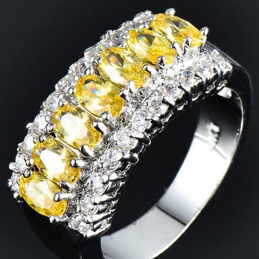 WEDDING RING - Picture 5 of 6